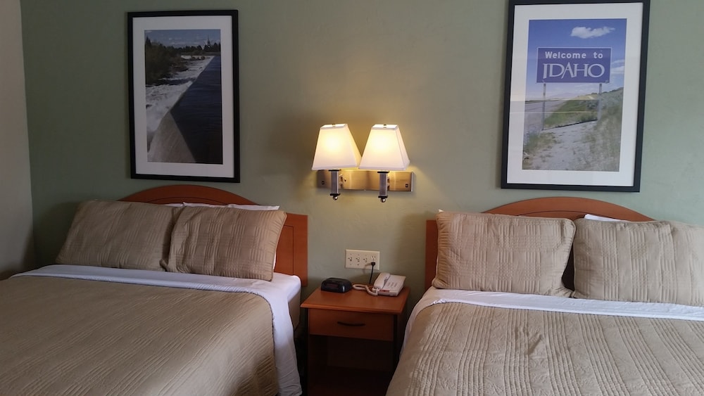 Motel West - photo 18