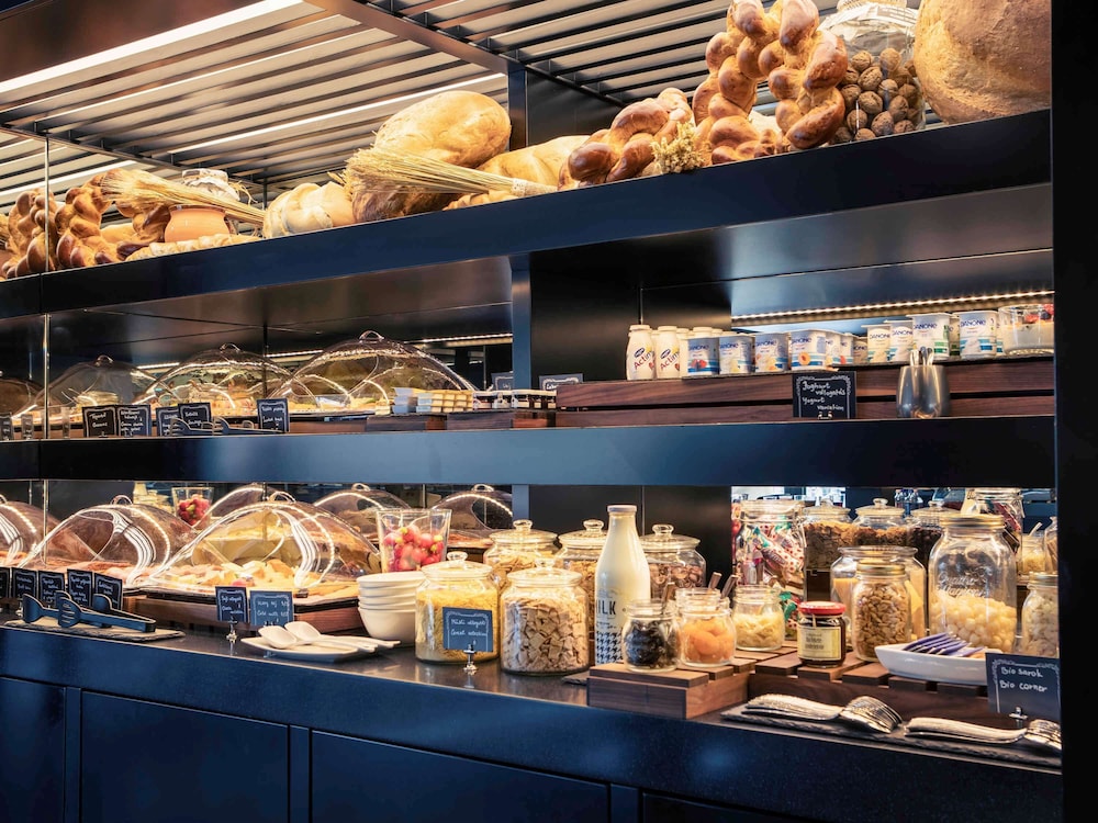 מזון ומשקאות