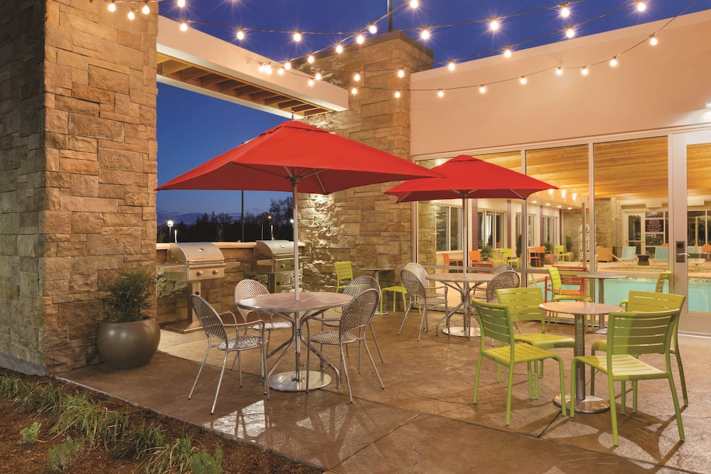 Home2 Suites by Hilton Bellingham Airport - photo 32
