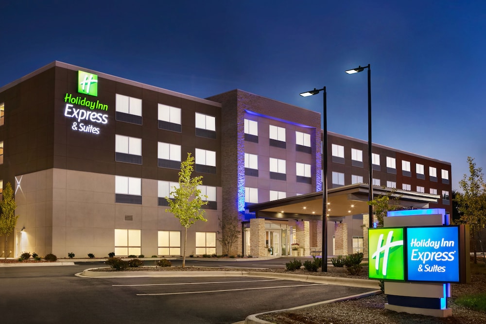 Holiday Inn Express & Suites Salisbury by IHG - photo 2