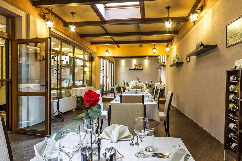 מזון ומשקאות