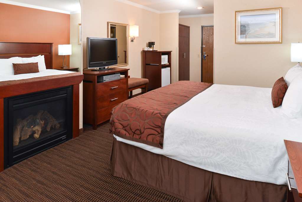Best Western Plus Landmark Inn - photo 28
