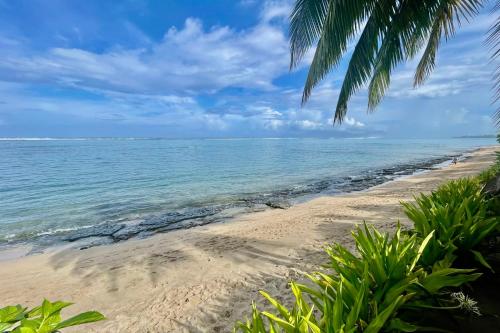 Pae Miti Beach house white sand beach Tahiti 7 people — 4-Star Luxury Hotel in Punaauia, French Polynesia