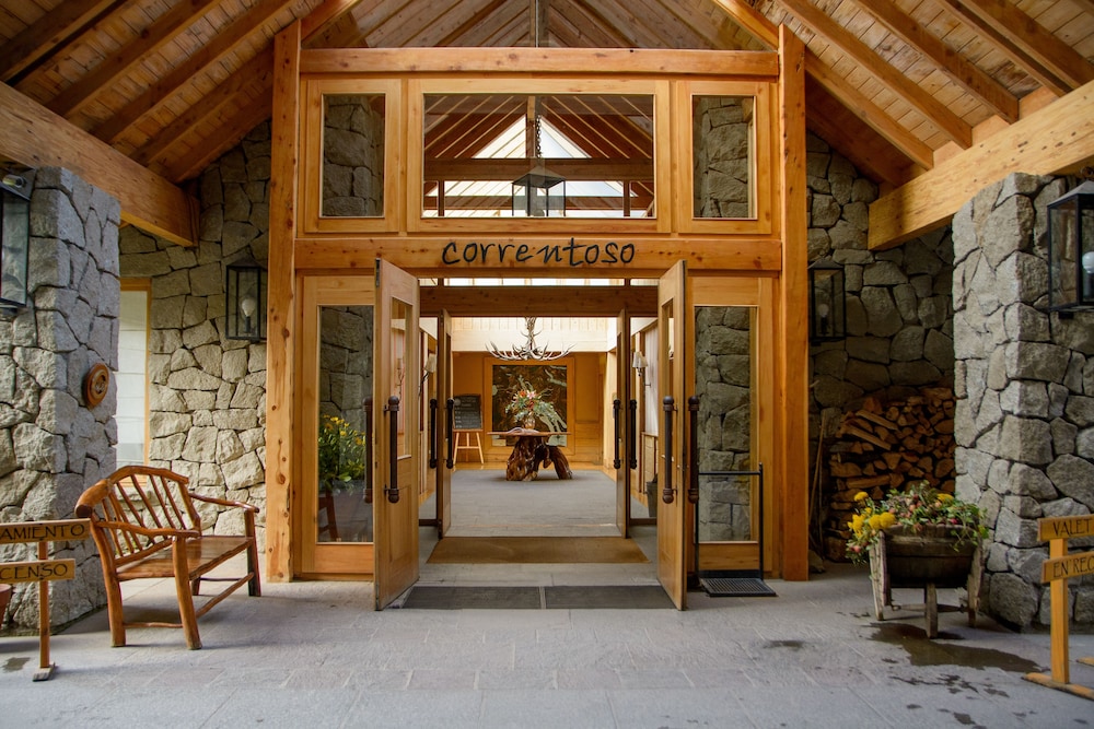 Correntoso Lake & River Hotel — Villa La Angostura — photo 4