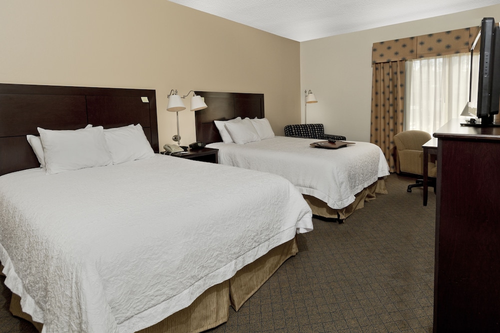 Hampton Inn Asheboro - photo 5