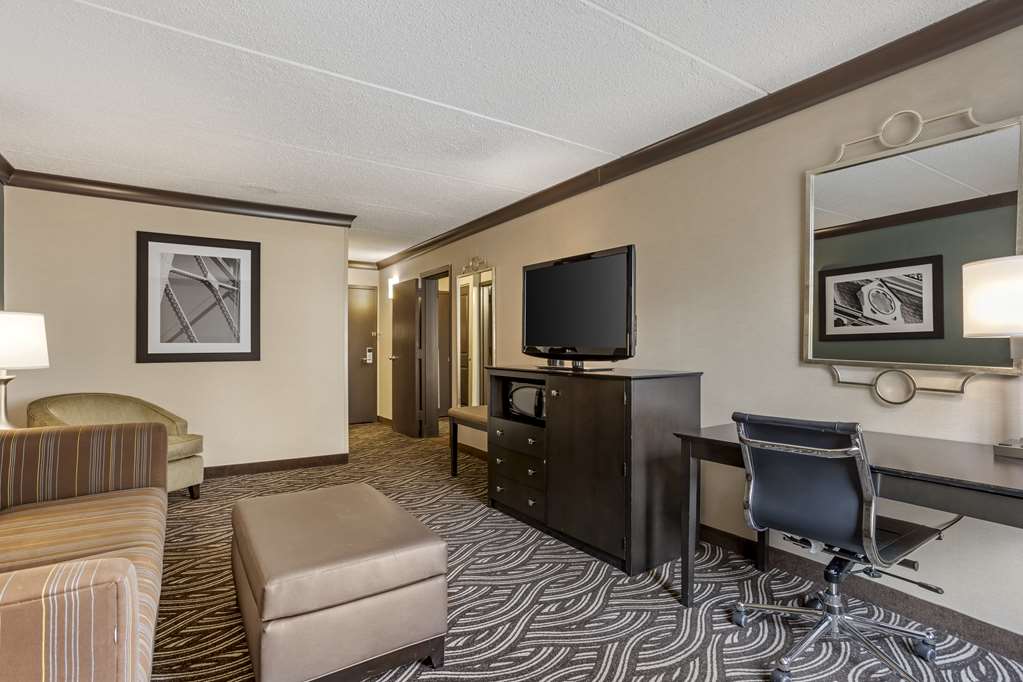 Best Western Plus Kingston Hotel And Conference Center - photo 4