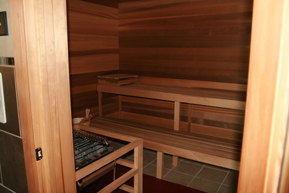 Hampton Inn and Suites Dumas - photo 10