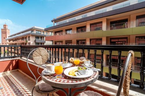 Appartement Haut standing Gueliz Plaza — 4-Star Luxury Hotel in Marrakesh, Morocco