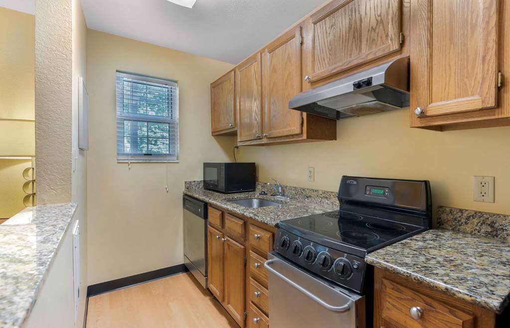 Extended Stay America Suites Atlanta Norcross Peachtree Corn - photo 23