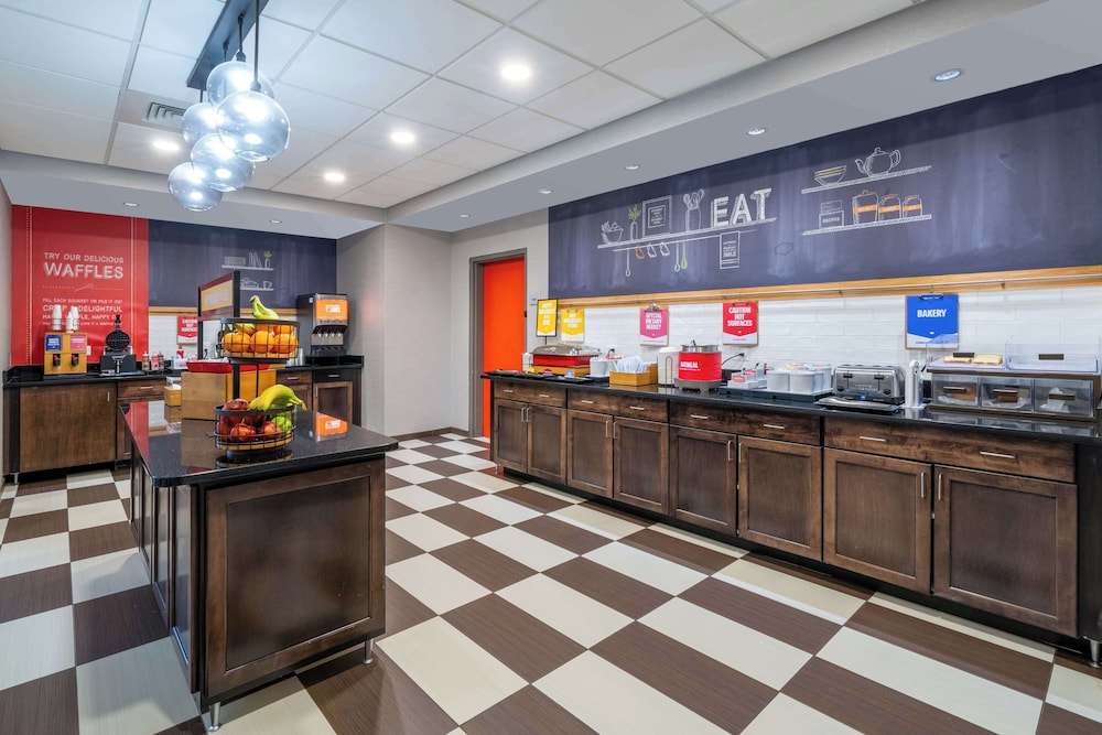 Hampton Inn Dahlgren - photo 41