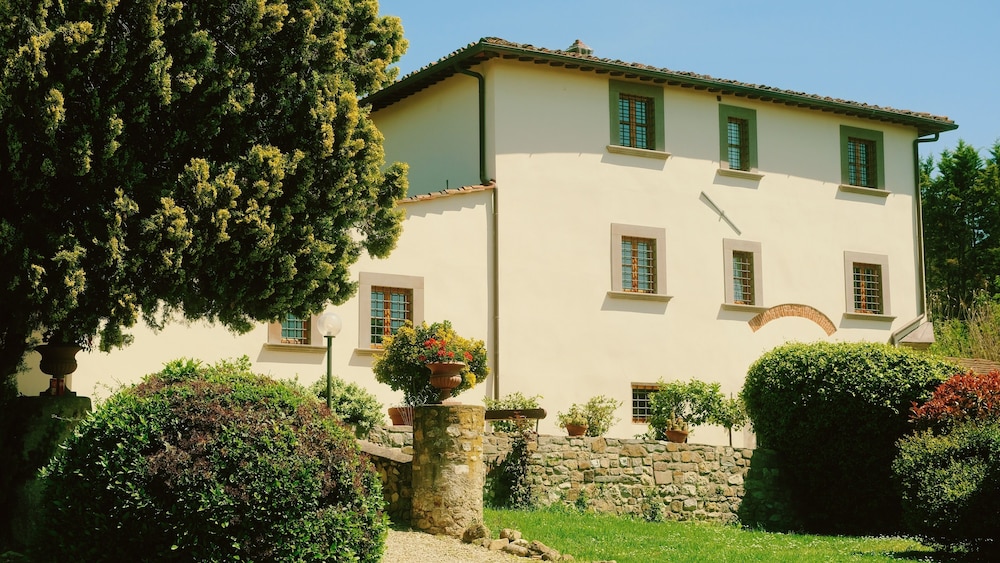 Il Frantoio delle Grazie — 4-Star Luxury Hotel in Florence, Italy
