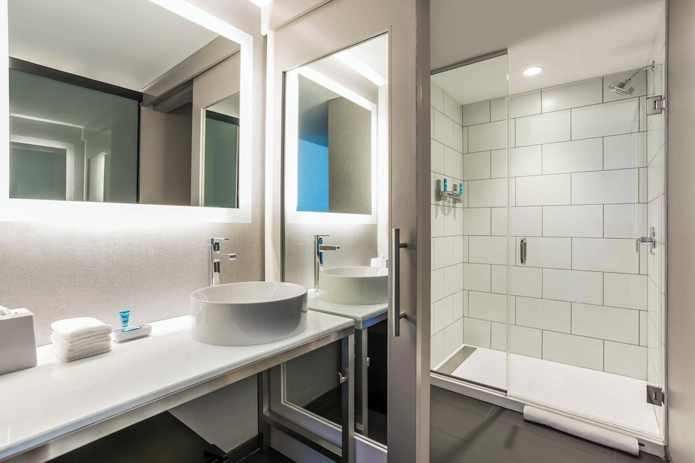 Aloft Austin Downtown - photo 24