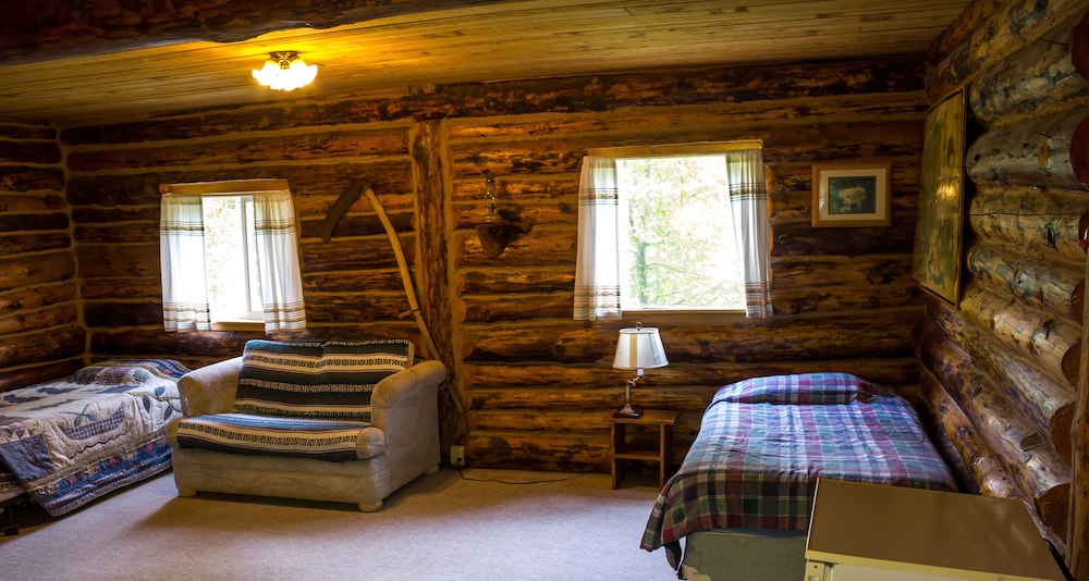 Midnight Sun Log Cabins - photo 45