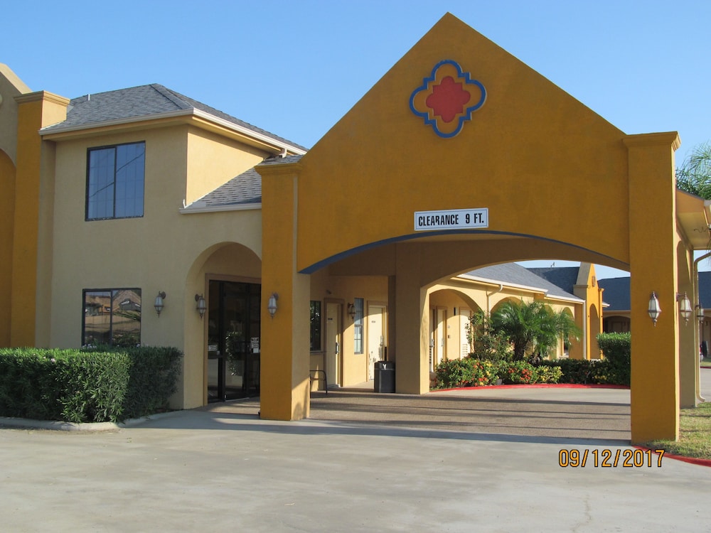 Sunbridge Inn & Suites - photo 15