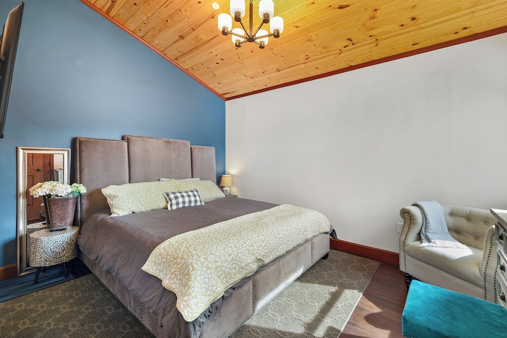 The Culinary Quarters — Sequim