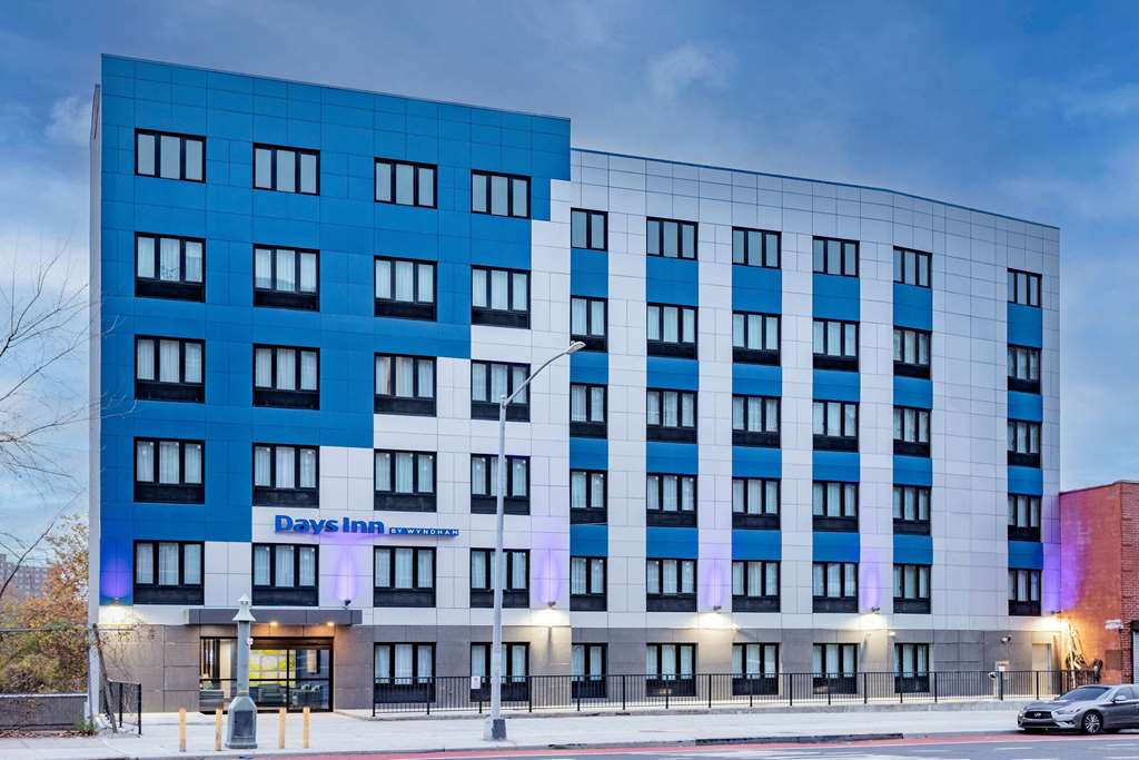 Days Inn by Wyndham Bronx NYC - photo 6