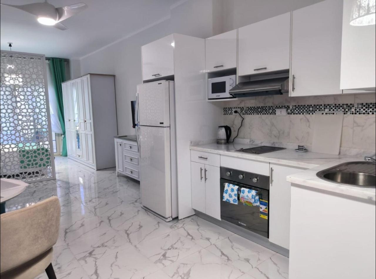 Beachfront Studio 15 Km From Elgouna - last minute hotel in Hurghada