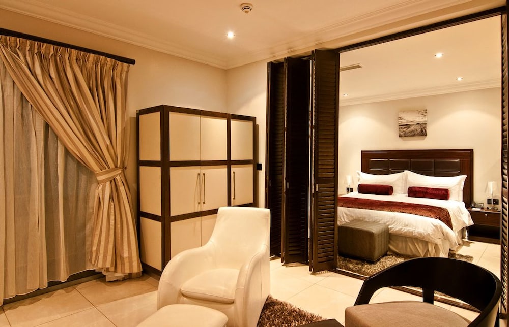 Leola Suites — Abuja — photo 4