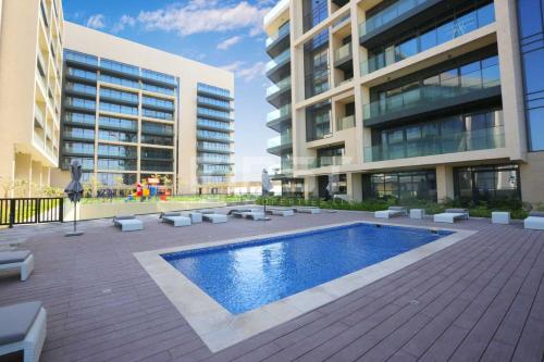 Jupiter Saadiyat Beach New York Abu Dhabi university Studio Apartment — 4-Star Luxury Hotel in Abu Dhabi, United Arab Emirates