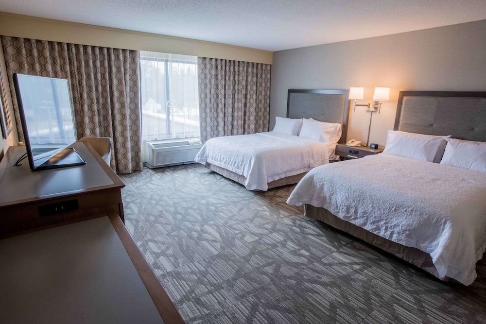 Hampton Inn & Suites Tilton - photo 15