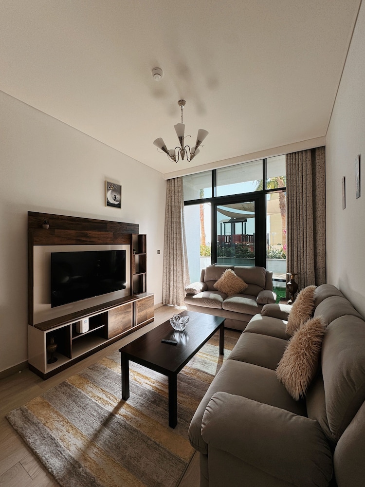 VESTA Dubai Residence — 4-Star Luxury Hotel in Dubai, United Arab Emirates
