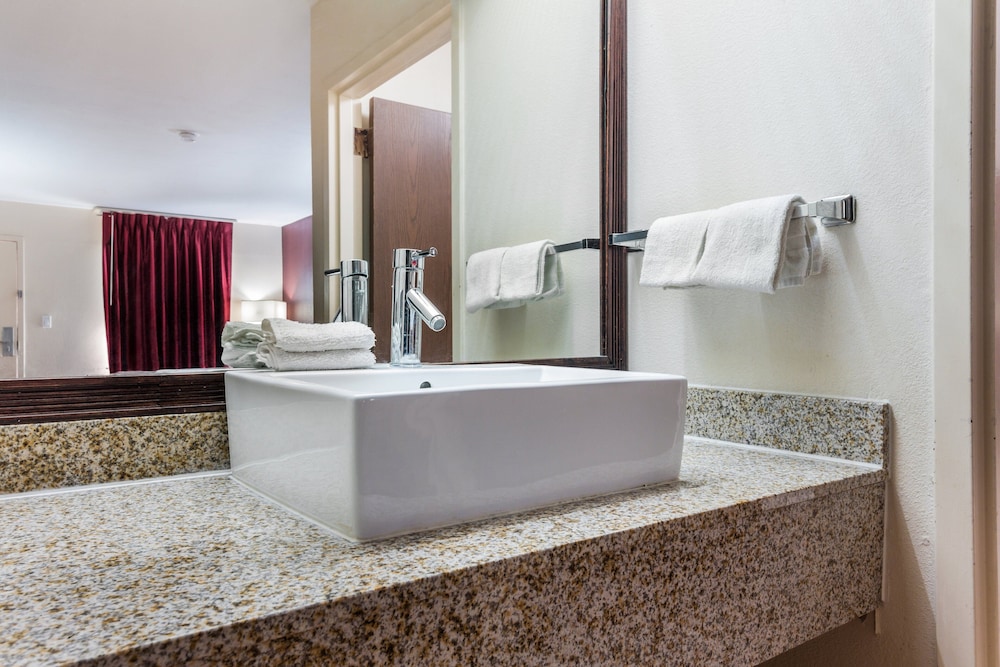 Red Roof Inn Texarkana - photo 19