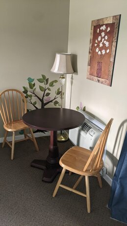 The Meadowlark Inn - photo 10
