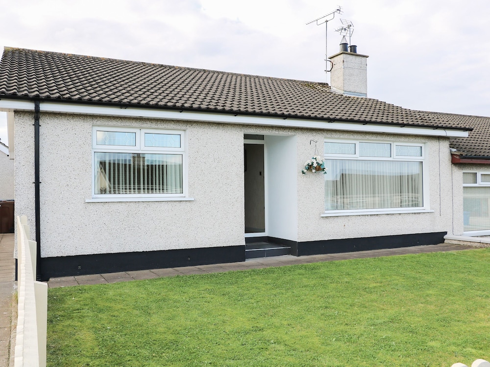 Hazel Cottage — 4-Star Luxury Hotel in Portrush, United Kingdom