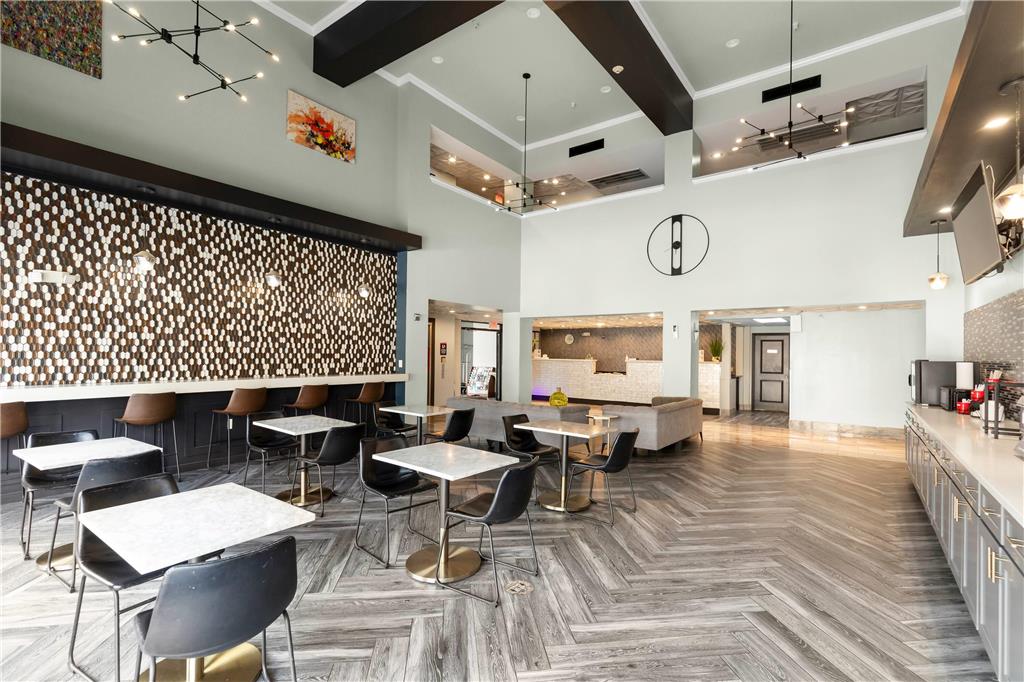 Wingate by Wyndham Humble Houston Intercontinental Airport - photo 17