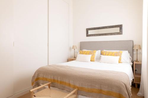 Plaza Nueva 2 Bedrooms 2 Bathrooms — Sevilla