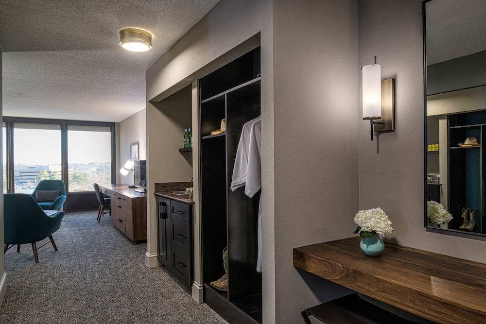 Hotel Preston - photo 11