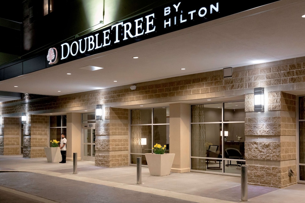 DoubleTree by Hilton Evansville - photo 75