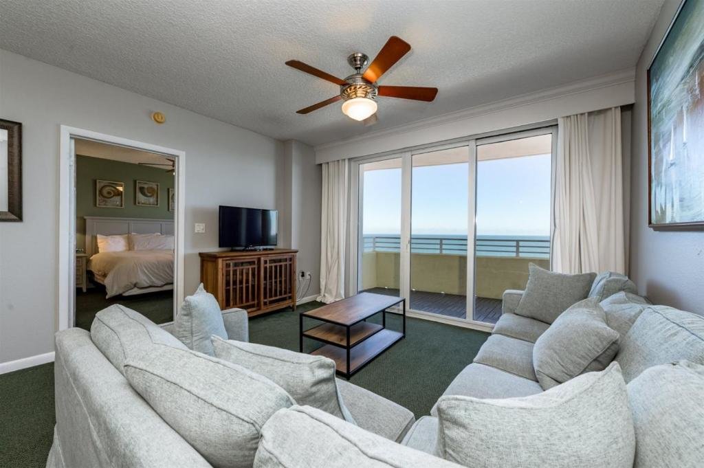 Unit 2225 Ocean Walk 3 Bedroom Ocean Front — 4-Star Luxury Hotel in Daytona Beach, United States