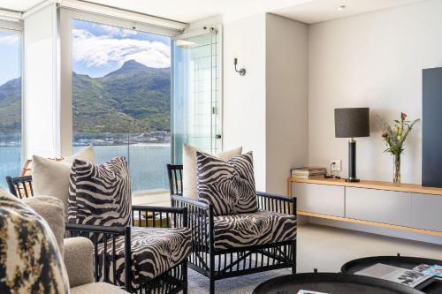 Stylish ocean side apartment