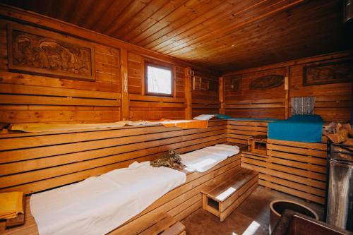 Gajraj in Radkow, Poland