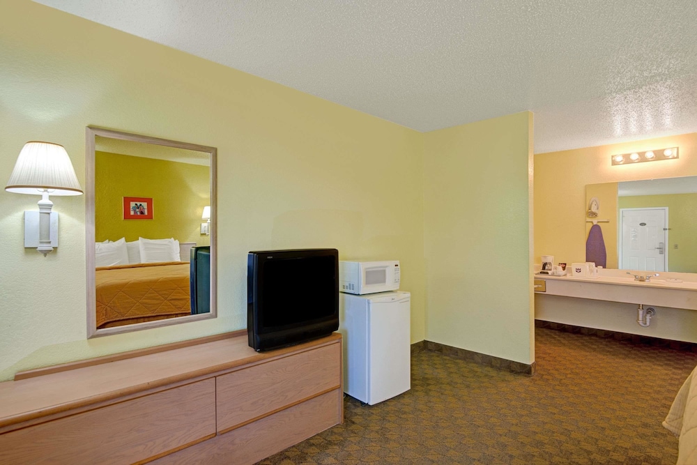 White Rock Inn - photo 6