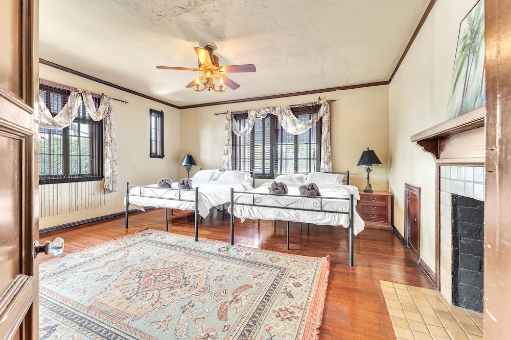 Young Mansion - photo 26