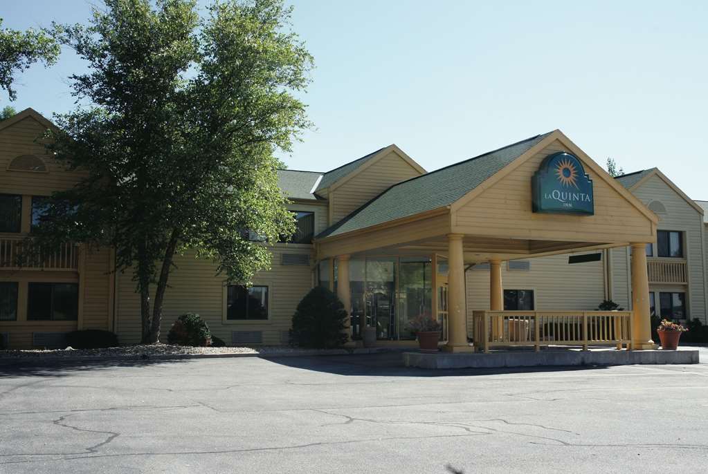 La Quinta Inn by Wyndham Omaha Southwest - photo 2