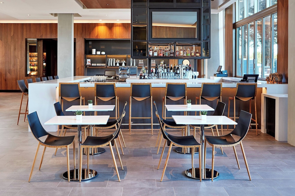 AC Hotel by Marriott San Jose Santa Clara - photo 8