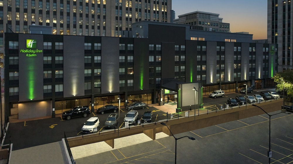 Holiday Inn & Suites Chicago Downtown by IHG - photo 40