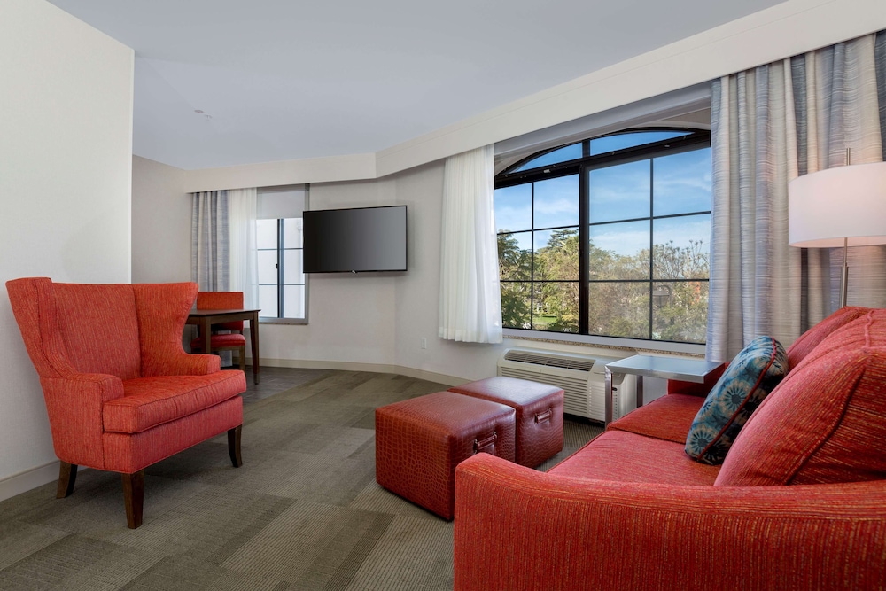 Hampton Inn Santa Barbara Goleta - photo 29