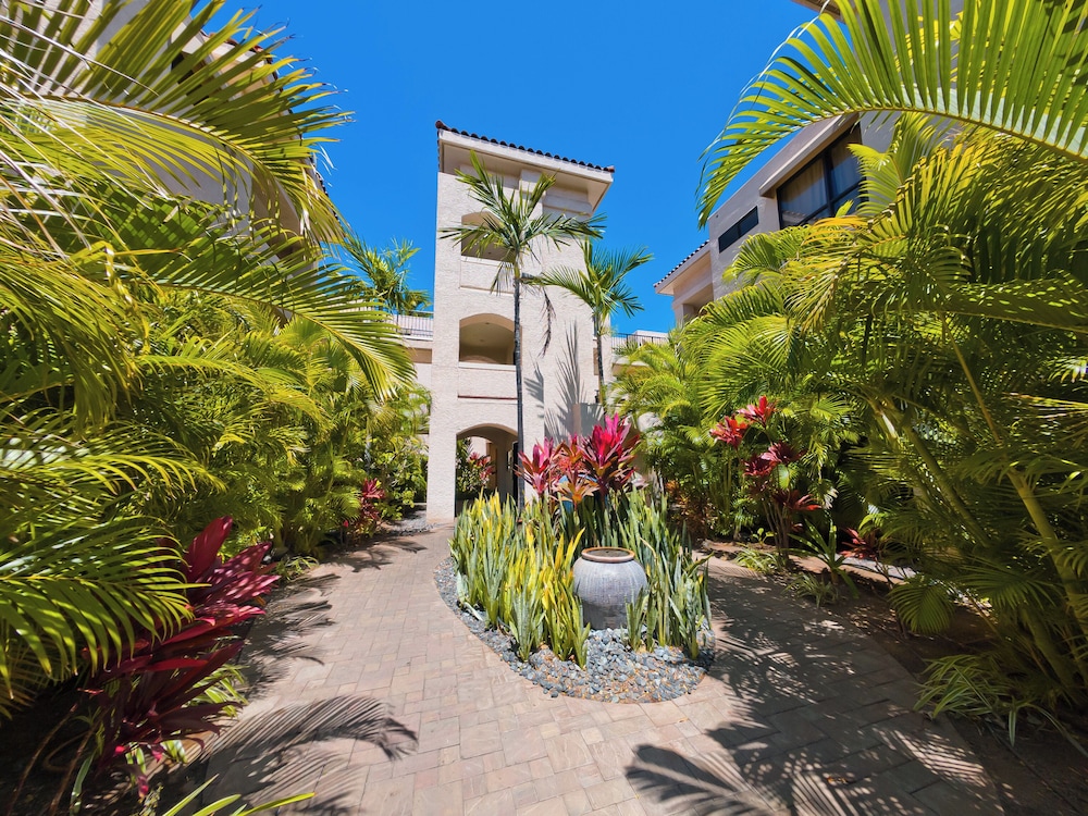 Hilton Pool Pass Incl. Serene Resort Gem - photo 45