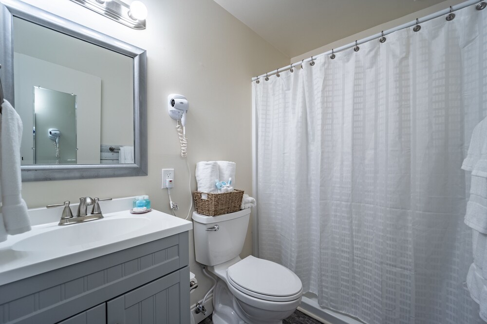 Ocean Glass Inn - photo 57