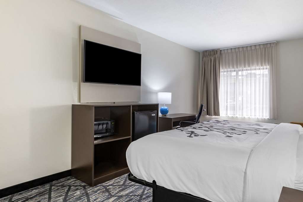 Super 8 by Wyndham Augusta Ft Gordon Belair - photo 21