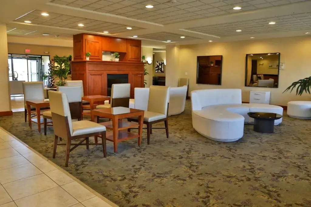 Wingate By Wyndham Rock Springs - photo 6