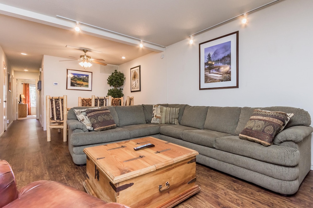 Snowcreek 613 Phase IV - photo 17
