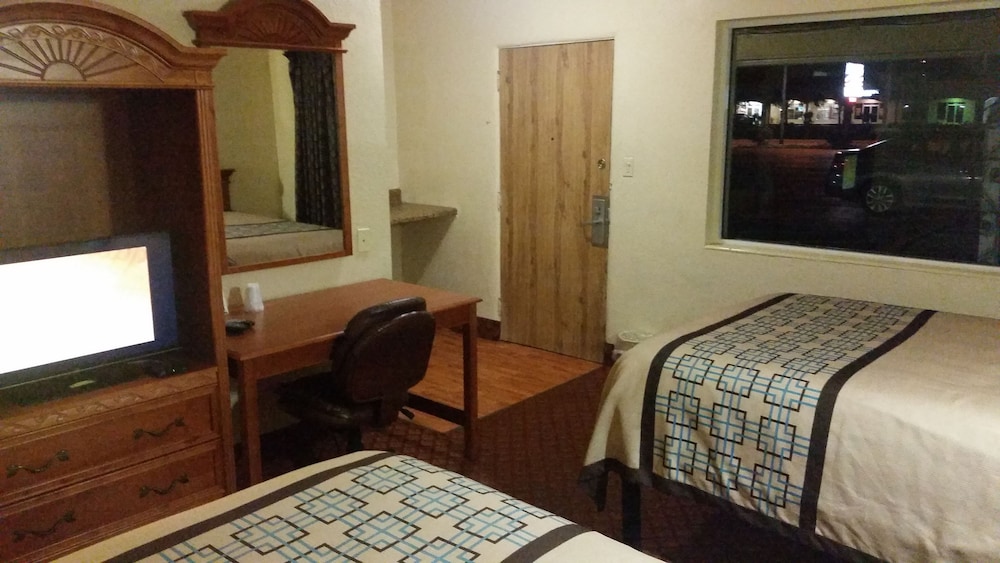 American Inn of Daytona - photo 8
