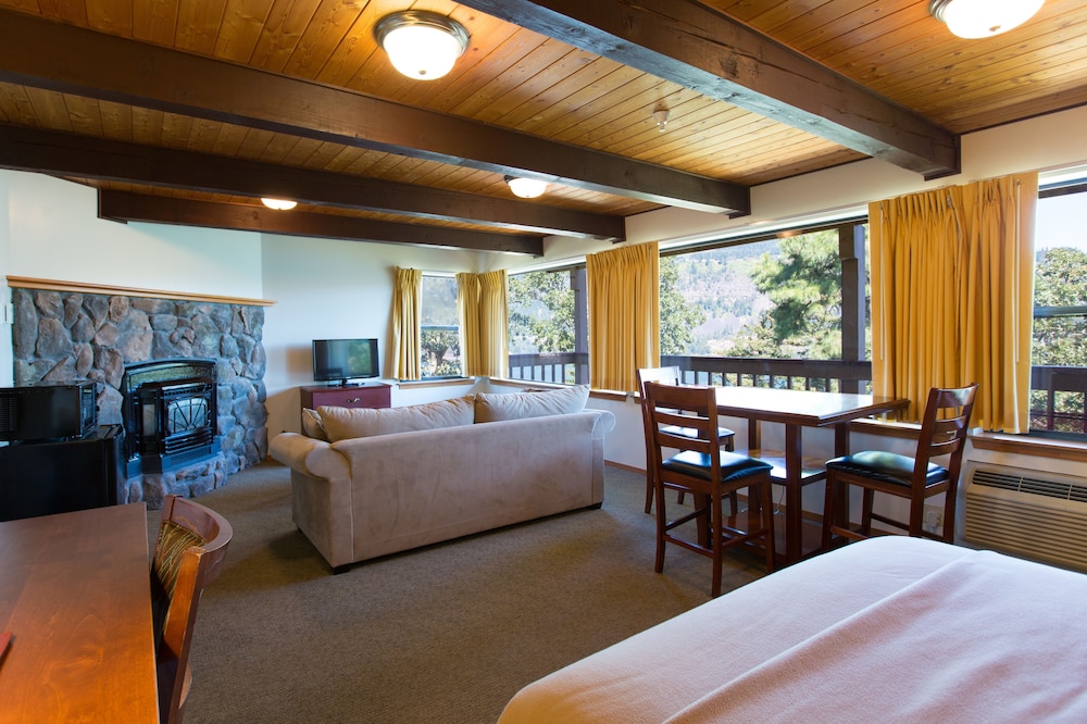 Westcliff Lodge - photo 7
