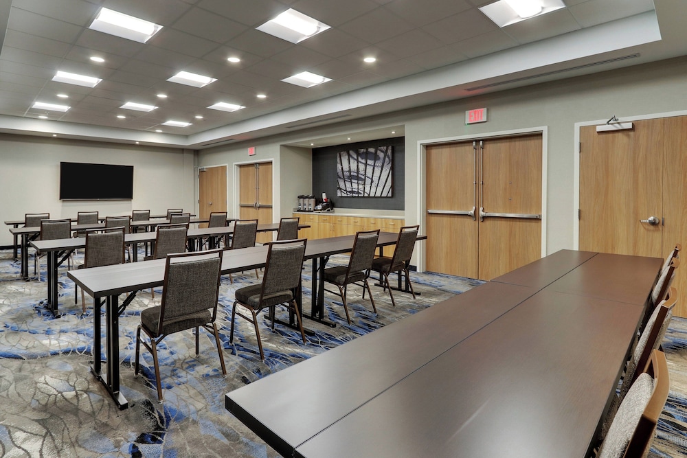Fairfield Inn & Suites by Marriott Asheville Weaverville - photo 38