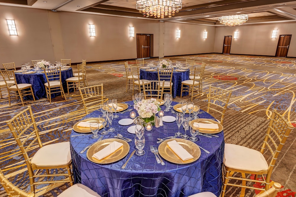 Crowne Plaza Hotel Foster City San Mateo by IHG - photo 40
